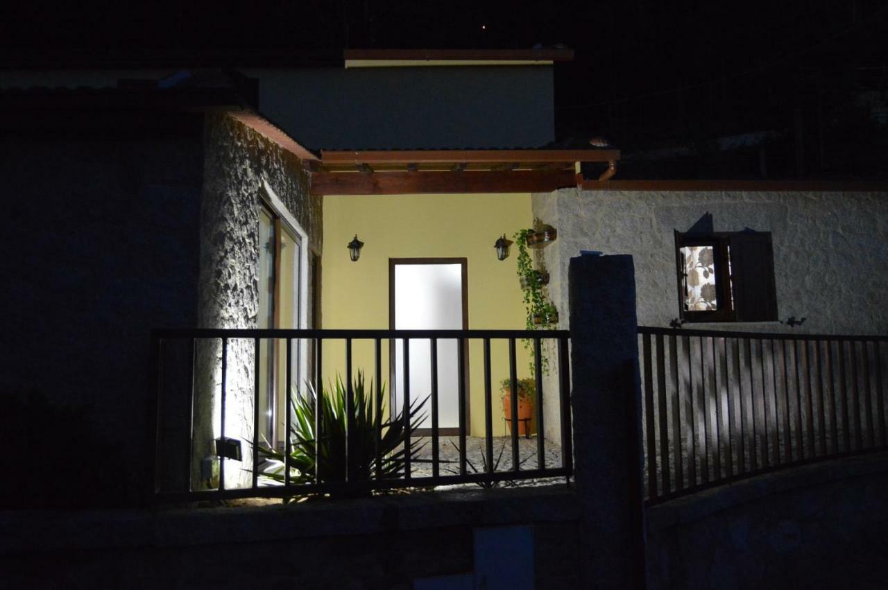 Villa Casa Do Ribeiro à Sever do Vouga Extérieur photo
